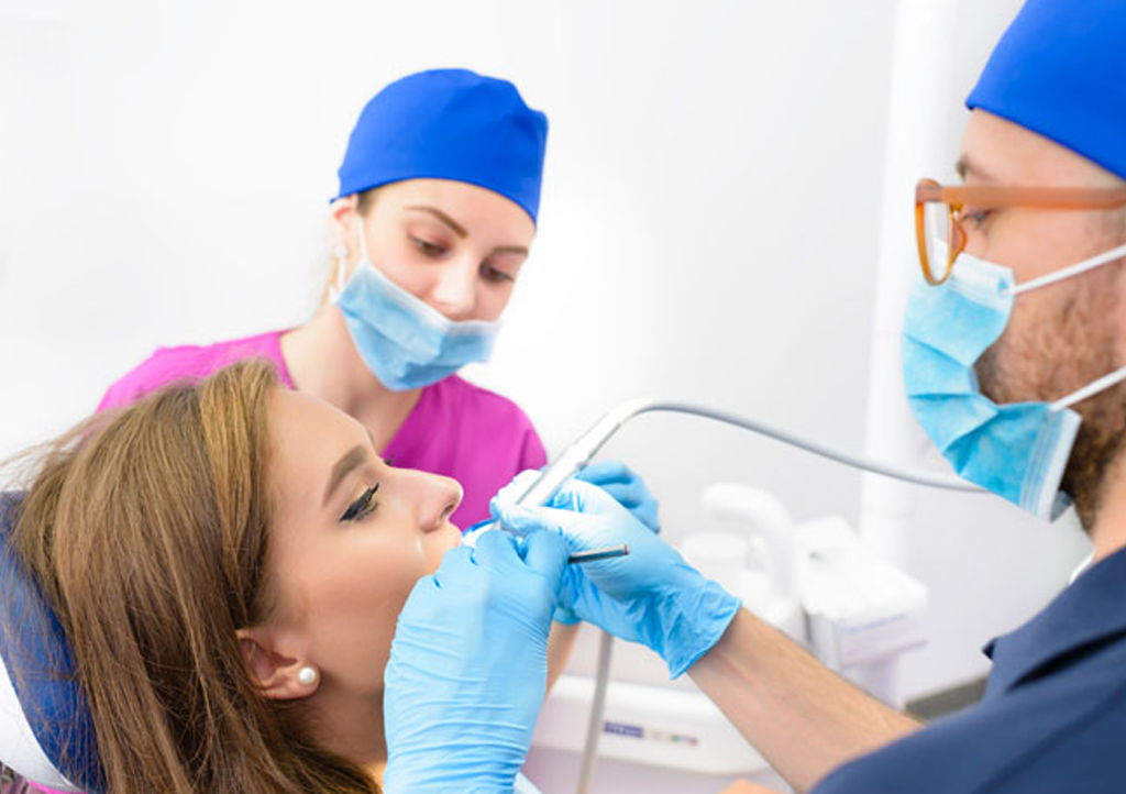What does an ultrasonic scaler do? - eXempt Cares